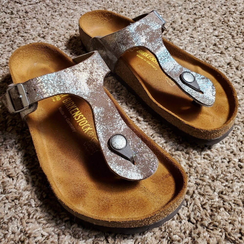 Birkenstock Gizeh Thongs - size 37